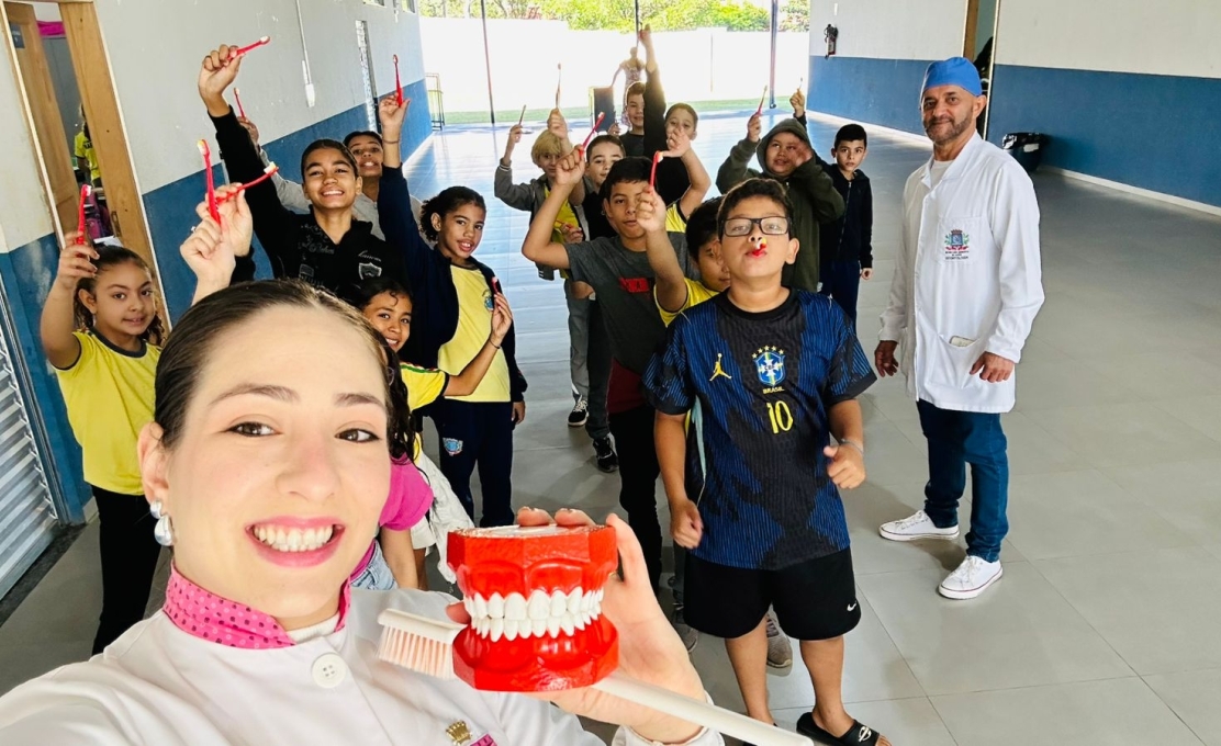 Dia B da Saúde Bucal mobiliza escolas de Mariluz