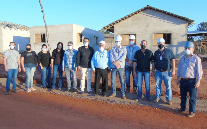 Superintendência da Cohapar, Prefeitura de Mariluz e técnicos da Construtora Sanmer vistoriaram obra em nosso município 