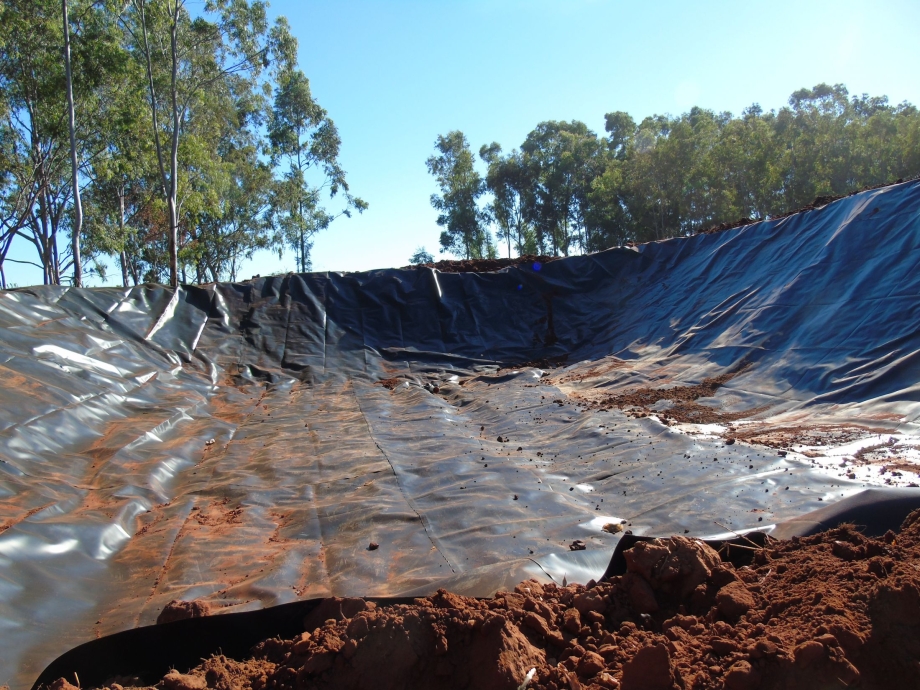 Prefeitura e Divisão Municipal de Meio Ambiente, estão revitalizando e melhorando a estrutura do Aterro Sanitário  