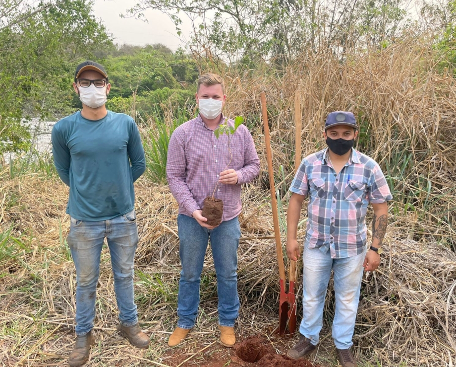 No Dia da Árvore o Município de Mariluz realizou ações de conscientização e preservação da natureza