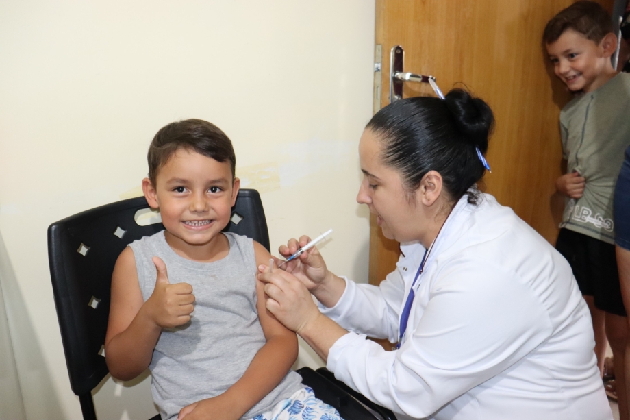 Campanha de multivacinação para atualização da caderneta de vacinação de crianças e adolescentes menores de 15 anos foi 