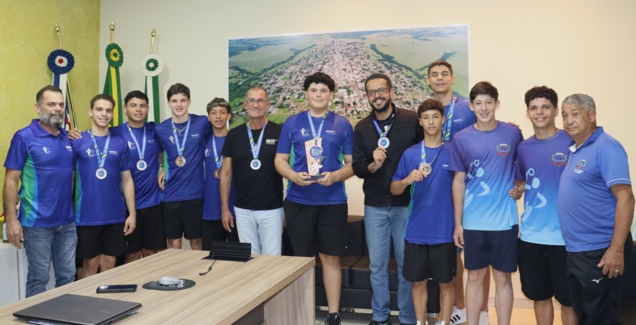 Equipe Mariluz/Paiçandu brilha em competição sul-brasileira e garante medalha de bronze no handebol cadete