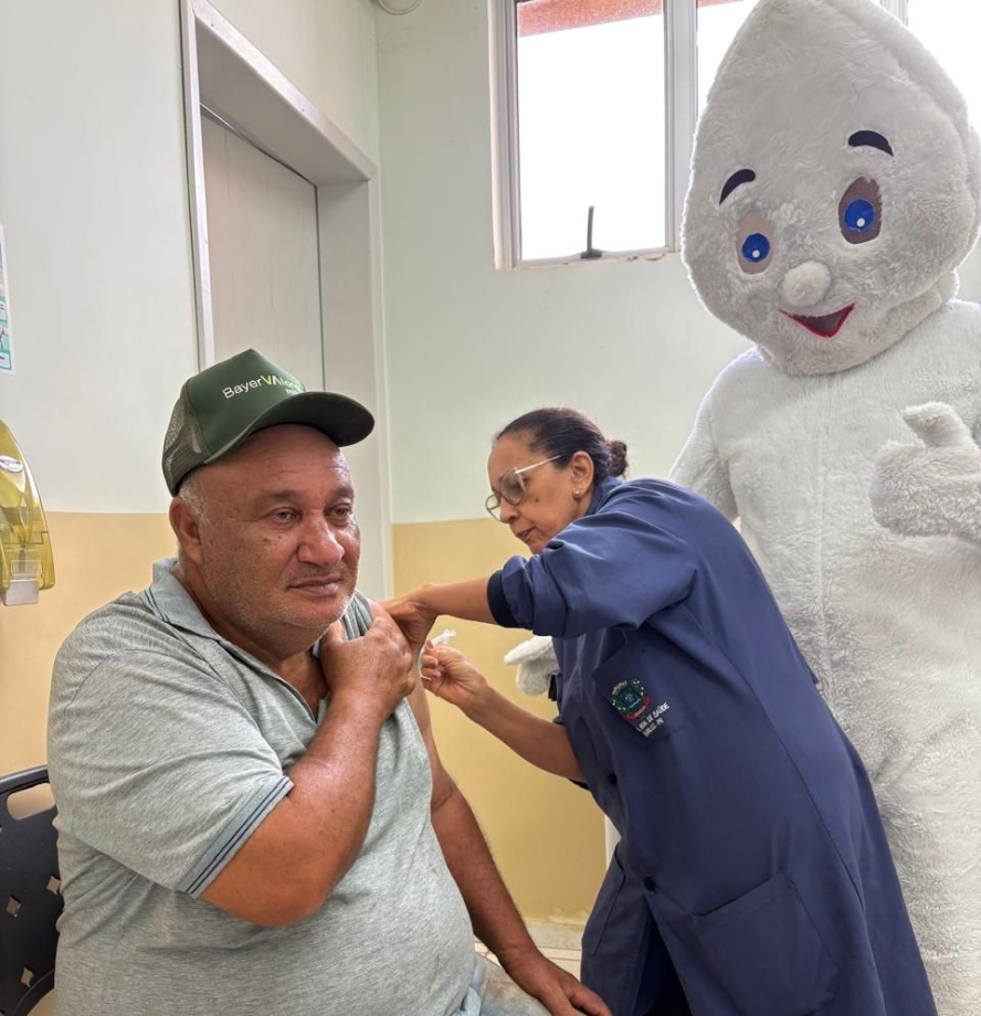 Dia D de Vacinação movimentou a UBS Josué de Castro e reforçou importância da imunização