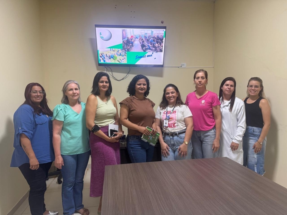 Saúde, Vigilância Epidemiológica e diretores de escolas e CMEIs alinharam ações do Programa de Vacinação na Escola