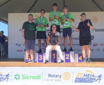 Atletismo de Mariluz conquistou troféus e o lugar mais alto no pódio na  23ª Maratoninha de Toledo-PR