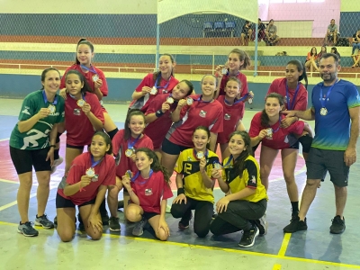 Divisão Municipal de Esportes realizou o 1º Quadrangular de Handebol categoria Sub-14 Feminino e Masculino