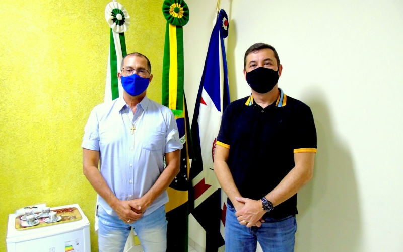 Deputado Estadual Delegado Fernando e o nosso Prefeito Paulinho Alves, se reuniram no Gabinete Municipal