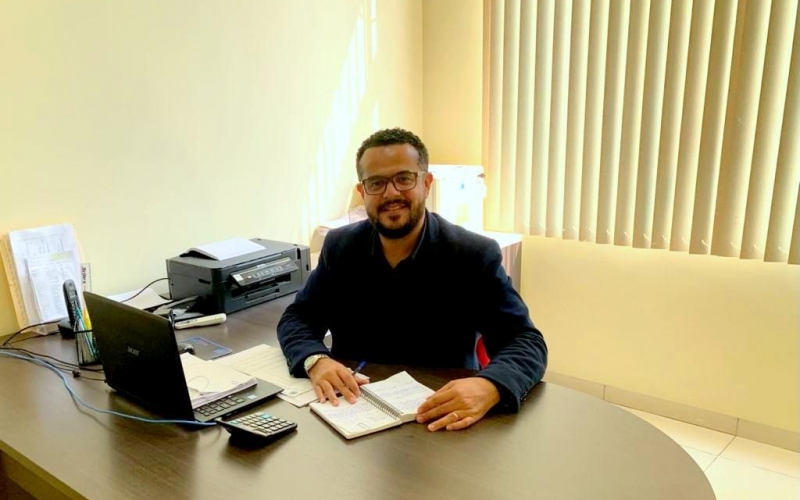Prefeito Paulinho Alves nomeou o Assessor de Planejamento Fernando Xavier, como novo chefe de gabinete 