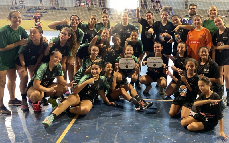 No sábado dia 08, aconteceu a primeira etapa da Copa Oeste de Handebol Sub-17, em Corbélia–PR, e o nosso município foi bem representado nas categorias masculino e feminino