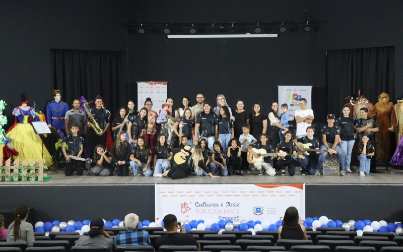 Copacol faz entrega oficial de instrumentos e outros para cultura de Mariluz 