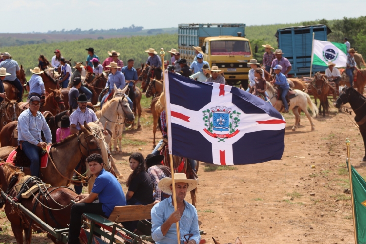 FOTOS CAVALGADA MARILUZ 61 ANOS 