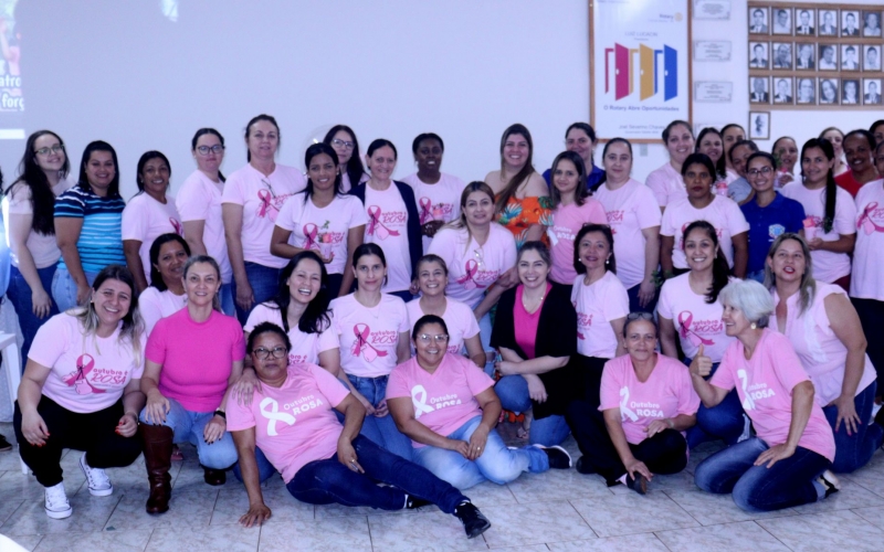Secretaria Municipal de Saúde realizou uma Palestra para mulheres referente ao Outubro Rosa 