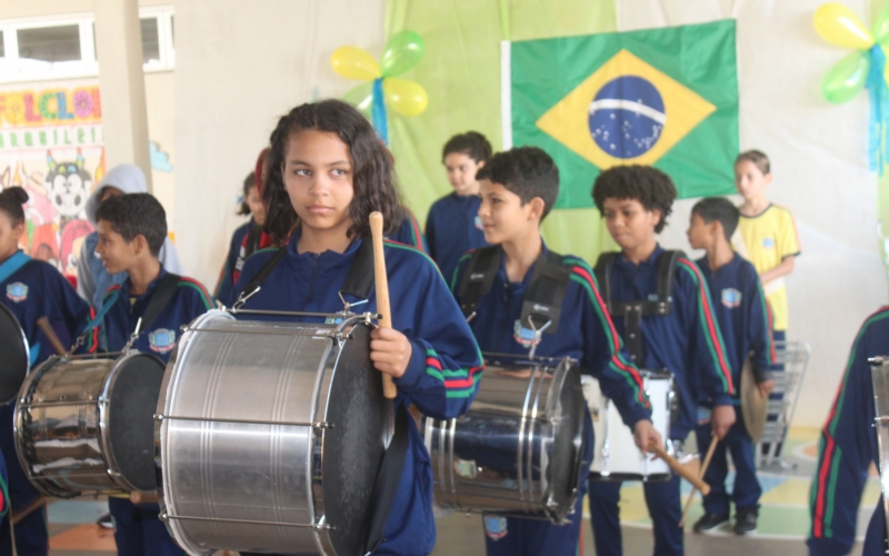Fanfarra infantil da Escola Manoel Ribas faz suas primeiras apresentações 