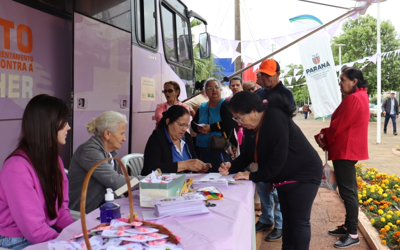 Ônibus Lilás realizou atendimentos gratuitos em Mariluz