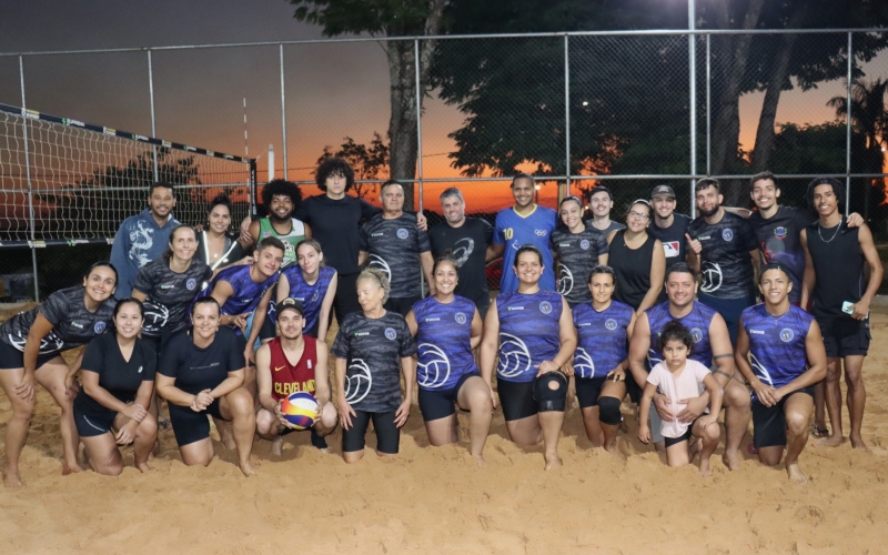 Divisão Municipal de Esportes, com o apoio da Prefeitura de Mariluz, realizou o 2º Torneio de Vôlei de Areia Misto 4 × 4, no complexo esportivo anexo ao Ginásio de Esportes Álvaro Dias.