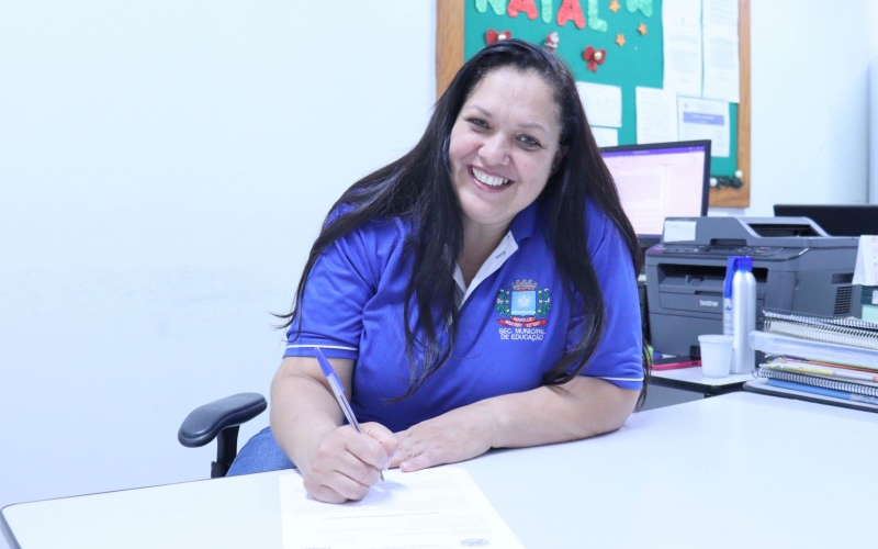 Diretora da Escola Municipal Laudelino Rosa de Mello Selma Edwiges foi anunciada como Secretária Municipal de Educação