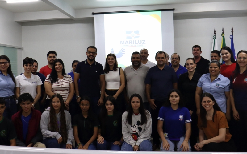Município de Mariluz recebeu a visita da equipe da SETU-PR, em reunião que discutiu o desenvolvimento do turismo regiona