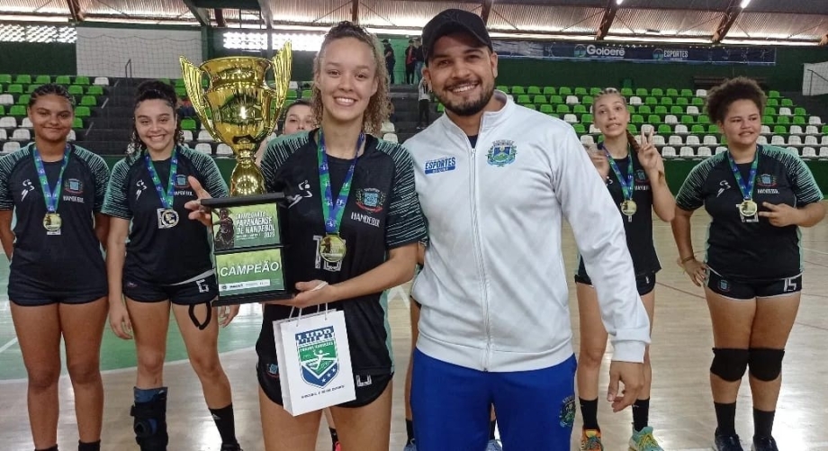 Handebol Feminino de Mariluz, se sagrou campeão do Campeonato Paranaense de Handebol Categoria Sub-18