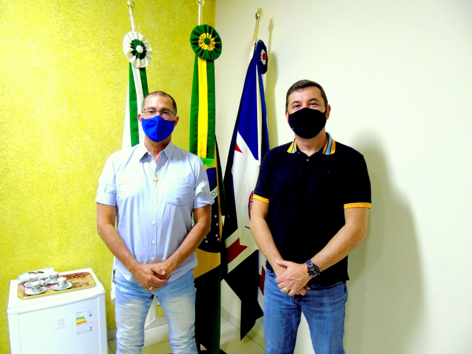 Deputado Estadual Delegado Fernando e o nosso Prefeito Paulinho Alves, se reuniram no Gabinete Municipal