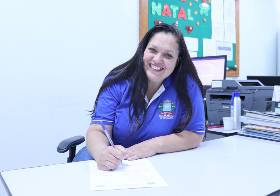 Diretora da Escola Municipal Laudelino Rosa de Mello Selma Edwiges foi anunciada como Secretária Municipal de Educação